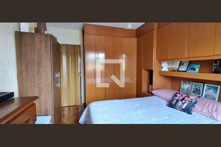 Quarto 2 de casa à venda com 6 quartos, 231m² em Cerâmica, São Caetano do Sul