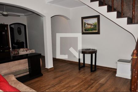 Detalhe - Sala de casa à venda com 3 quartos, 280m² em Vila Picinin, São Paulo