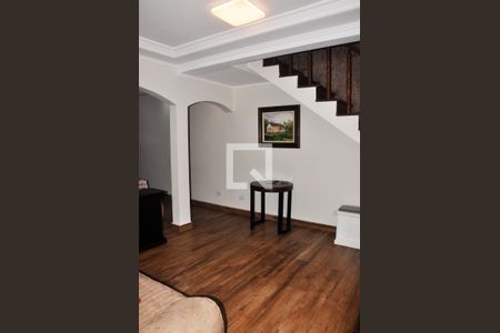 Detalhe - Sala de casa à venda com 3 quartos, 280m² em Vila Picinin, São Paulo