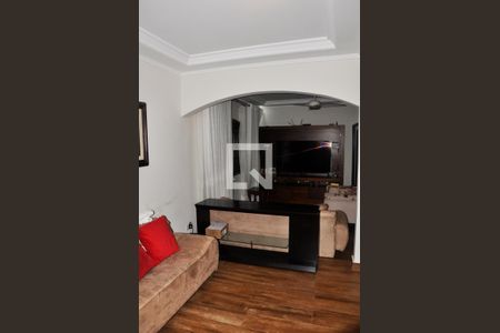 Detalhe - Sala de casa à venda com 3 quartos, 280m² em Vila Picinin, São Paulo