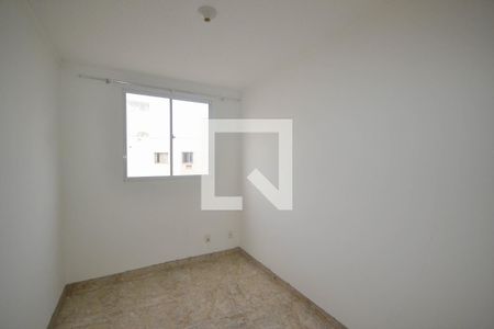 Quarto 1 de apartamento para alugar com 2 quartos, 55m² em Jardim Jasmim, Nova Iguaçu