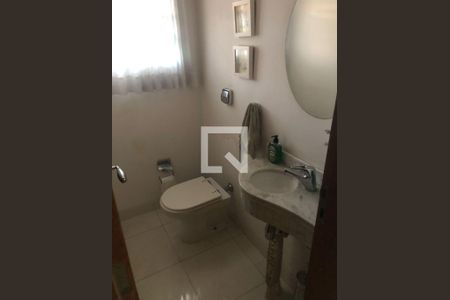 Casa à venda com 3 quartos, 270m² em Super Quadra Morumbi, São Paulo