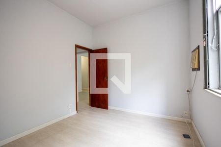 Quarto de apartamento à venda com 1 quarto, 48m² em Estácio, Rio de Janeiro