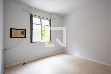 Quarto de apartamento à venda com 1 quarto, 48m² em Estácio, Rio de Janeiro