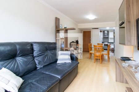 Sala de TV de apartamento para alugar com 3 quartos, 76m² em Água Verde, Curitiba