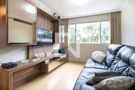 Sala de TV de apartamento para alugar com 3 quartos, 76m² em Água Verde, Curitiba
