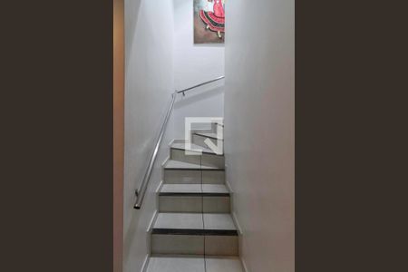 Escada de casa de condomínio à venda com 3 quartos, 126m² em Castelo, Belo Horizonte