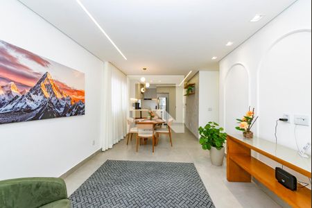 Sala de apartamento para alugar com 3 quartos, 90m² em Nova Suíça, Belo Horizonte