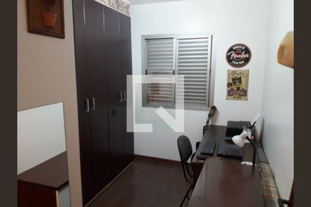 Apartamento à venda com 2 quartos, 55m² em Jardim Cláudia, São Paulo