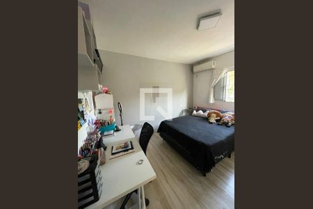 Casa à venda com 3 quartos, 220m² em Vila Butantã, São Paulo