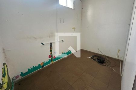 Casa à venda com 5 quartos, 270m² em Santo Antônio, Belo Horizonte