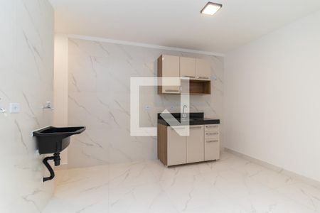 Sala/Cozinha de apartamento para alugar com 1 quarto, 40m² em Vila Campanela, São Paulo