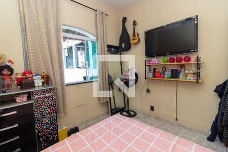Quarto 2 de casa para alugar com 2 quartos, 170m² em Bento Ribeiro, Rio de Janeiro