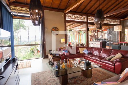 Sala de casa de condomínio à venda com 4 quartos, 390m² em Passárgada, Nova Lima