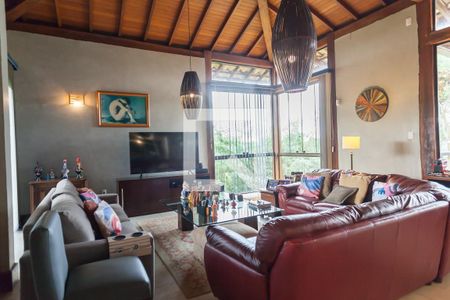 Sala de casa de condomínio à venda com 4 quartos, 390m² em Passárgada, Nova Lima