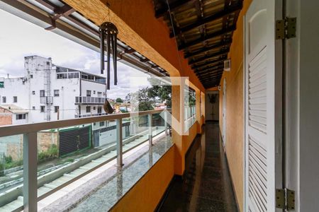 Varada da sala 1 e da Suíte Master de casa à venda com 4 quartos, 480m² em Álvaro Camargos, Belo Horizonte