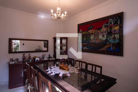 Sala de casa à venda com 3 quartos, 550m² em Cidade Vargas, São Paulo