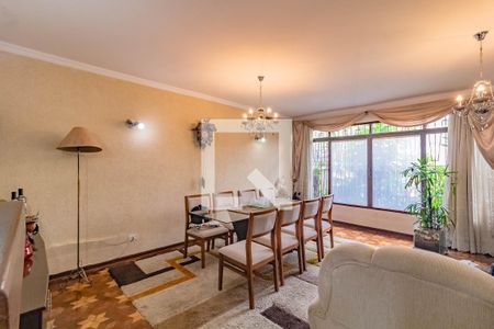 Sala de casa à venda com 3 quartos, 550m² em Cidade Vargas, São Paulo