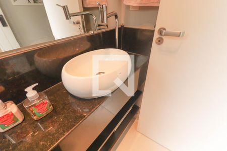 Lavabo de apartamento à venda com 3 quartos, 120m² em Medeiros, Jundiaí