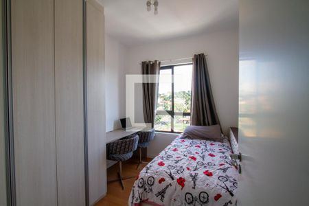 Quarto 1 de apartamento para alugar com 2 quartos, 55m² em Tingui, Curitiba