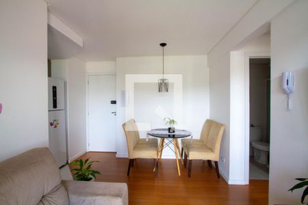 Sala de apartamento para alugar com 2 quartos, 55m² em Tingui, Curitiba