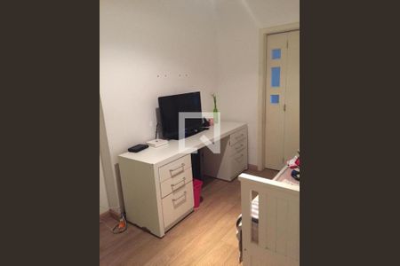 Casa à venda com 3 quartos, 250m² em Jardim Peri, São Paulo