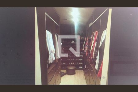 Casa à venda com 3 quartos, 250m² em Jardim Peri, São Paulo