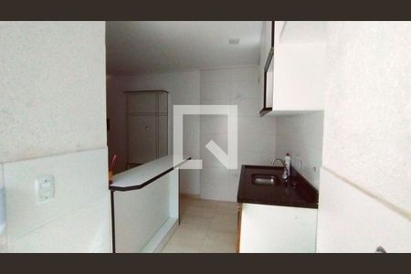 cozinha de kitnet/studio para alugar com 1 quarto, 30m² em Vila Ema, São Paulo