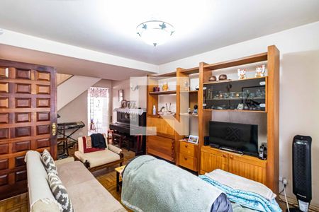 Sala de casa à venda com 2 quartos, 131m² em Vila Gomes, São Paulo