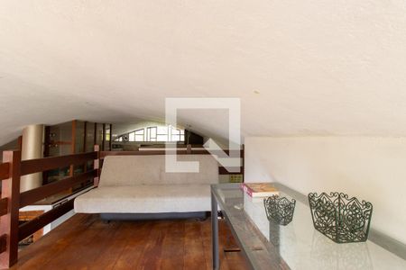 Sala de casa para alugar com 4 quartos, 800m² em Vila Santo Antonio de Carapicuiba, Cotia