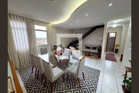 Sala de apartamento à venda com 4 quartos, 213m² em Jardim Riacho das Pedras, Contagem