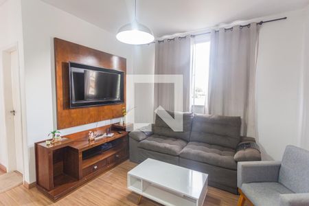 Sala de apartamento à venda com 3 quartos, 80m² em Esplanada, Belo Horizonte