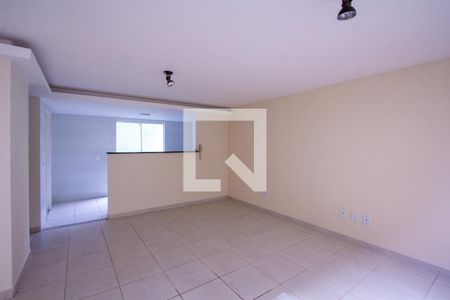 Sala de casa de condomínio à venda com 3 quartos, 130m² em Serra Grande, Niterói