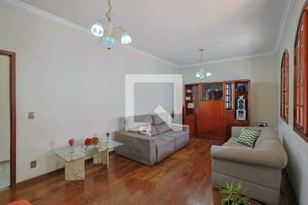 Sala de casa à venda com 4 quartos, 380m² em Alípio de Melo, Belo Horizonte