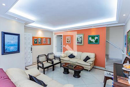 Sala de casa à venda com 4 quartos, 180m² em Vila Picinin, São Paulo