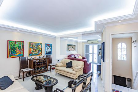 Sala de casa à venda com 4 quartos, 180m² em Vila Picinin, São Paulo