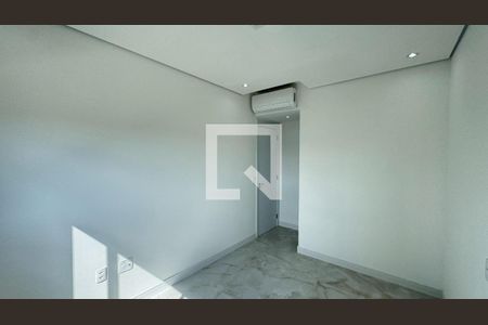 Apartamento à venda com 2 quartos, 57m² em Vila Camargos, Guarulhos