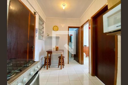 Cozinha de apartamento para alugar com 1 quarto, 52m² em Nova Mirim, Praia Grande