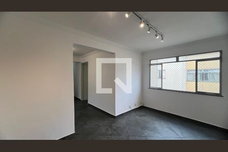 Sala de apartamento para alugar com 3 quartos, 70m² em Alto de Pinheiros, São Paulo