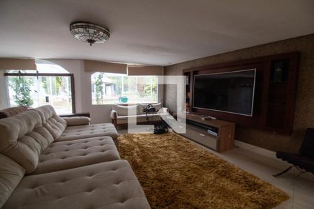 Sala 2 de casa para alugar com 5 quartos, 800m² em Chácara Flora, São Paulo