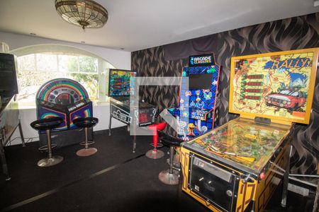 Sala 3 de casa para alugar com 5 quartos, 800m² em Chácara Flora, São Paulo