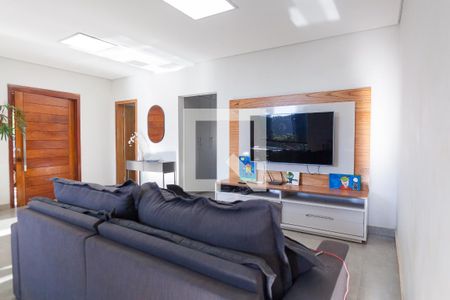 Sala de TV de casa à venda com 3 quartos, 200m² em Parque do Engenho, Nova Lima