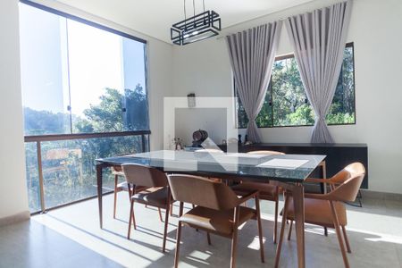 Sala de Jantar de casa à venda com 3 quartos, 200m² em Parque do Engenho, Nova Lima