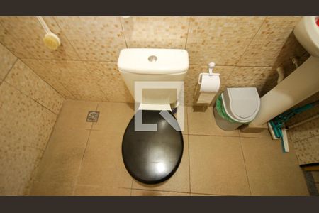 Banheiro de casa à venda com 2 quartos, 100m² em Conjunto Habitacional Teotonio Vilela, São Paulo