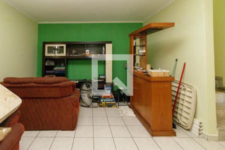 Sala de casa à venda com 4 quartos, 166m² em Vila Elze, São Paulo