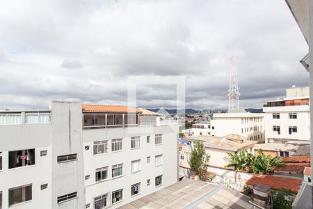 Vista da Sala de apartamento à venda com 3 quartos, 68m² em Monsenhor Messias, Belo Horizonte