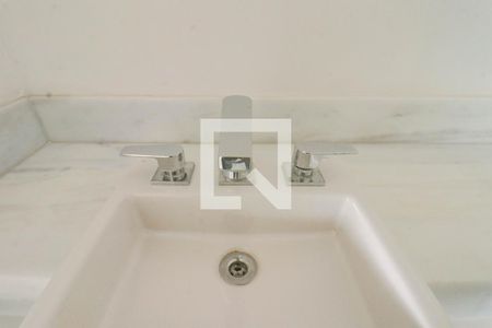 Lavabo de apartamento à venda com 3 quartos, 374m² em Três Figueiras, Porto Alegre