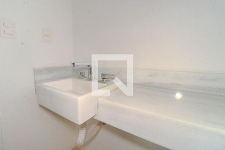 Lavabo de apartamento à venda com 3 quartos, 374m² em Três Figueiras, Porto Alegre