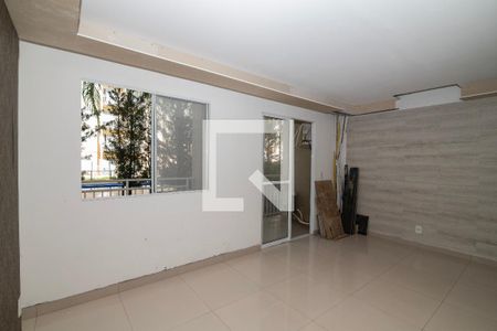 Sala de apartamento para alugar com 3 quartos, 70m² em Parque Euclides Miranda, Sumaré