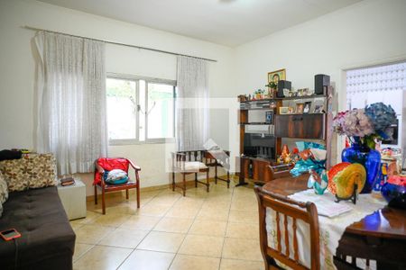 Sala de casa para alugar com 3 quartos, 527m² em Vila Brasilio Machado, São Paulo